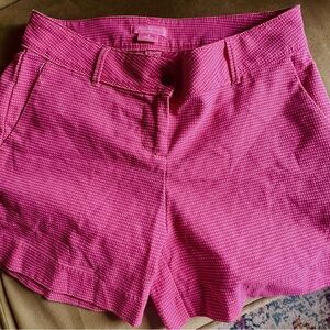 Isaac Mizrahi, New York tailored shorts women’s pink and white size 4